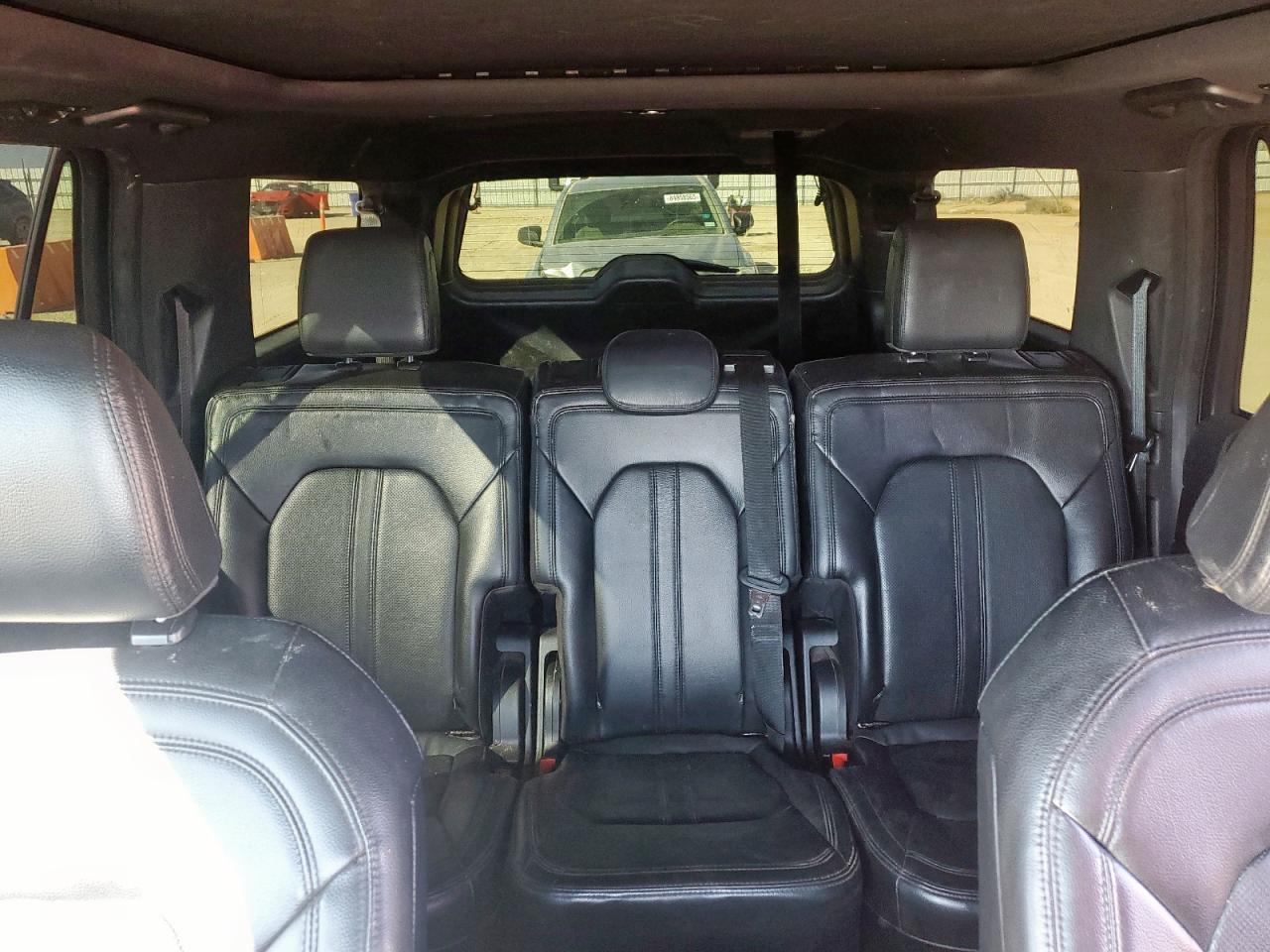 2021 FORD Expedition
