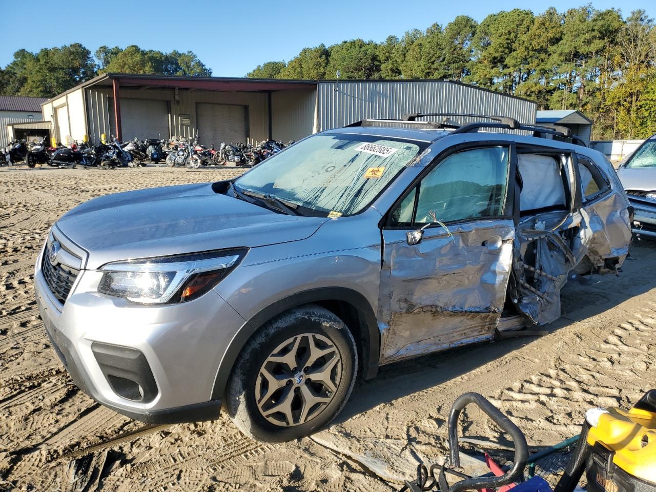2020 SUBARU FORESTER