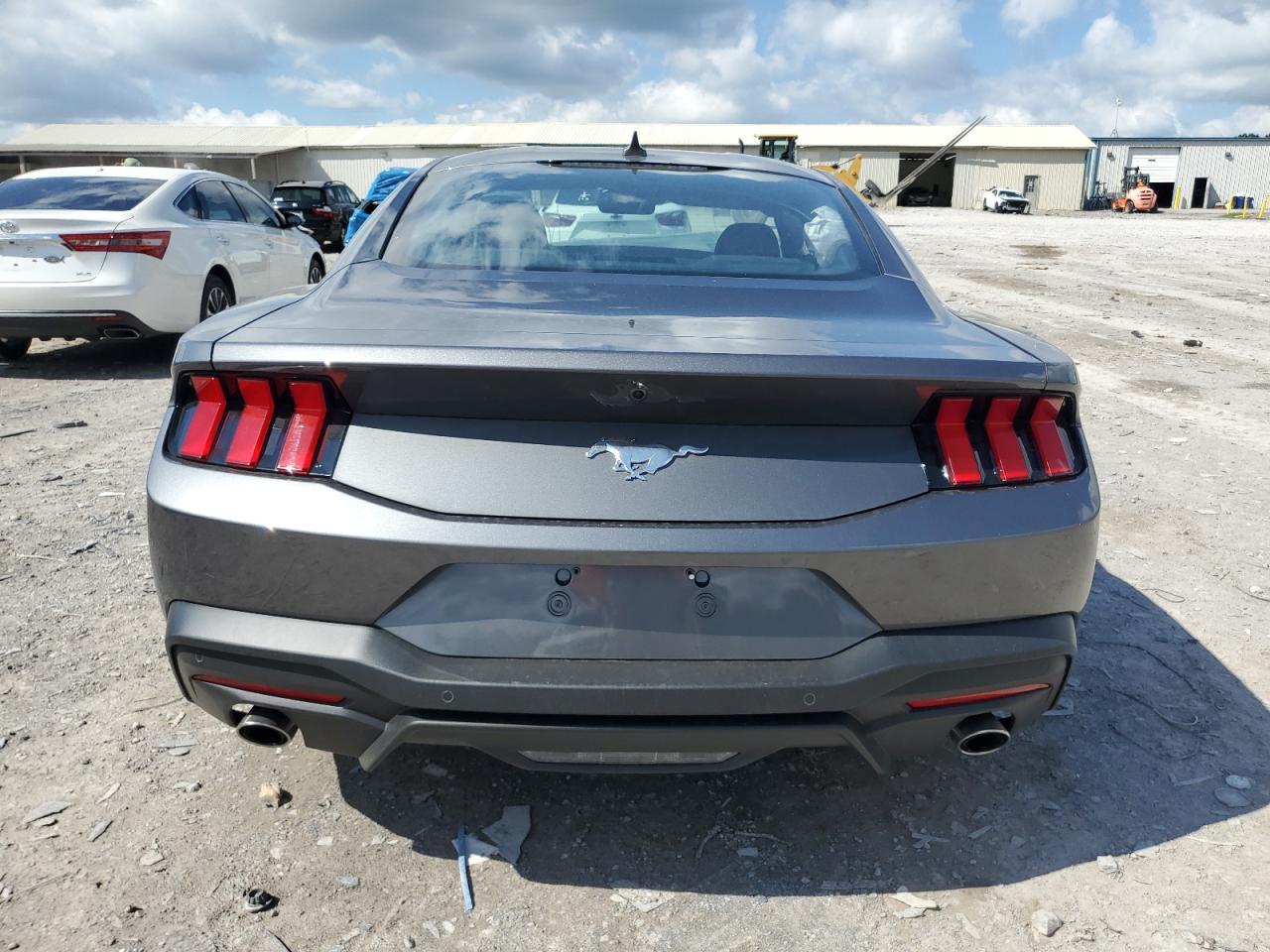 2025 FORD MUSTANG
