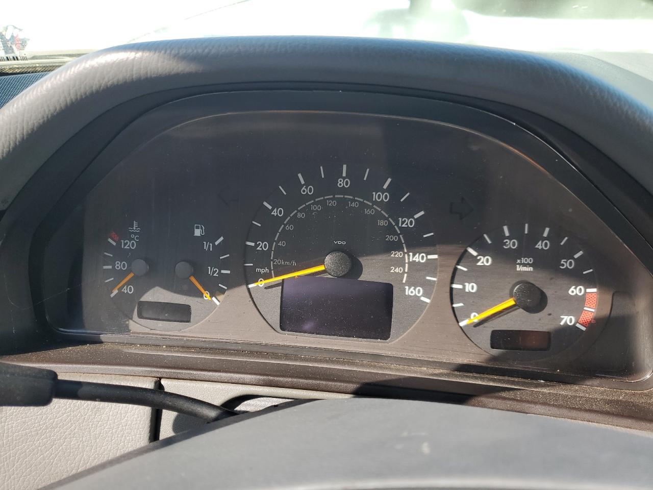 2002 MERCEDES-BENZ E-Class