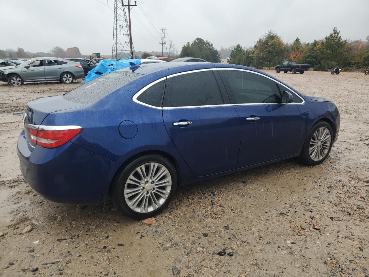 2013 BUICK VERANO