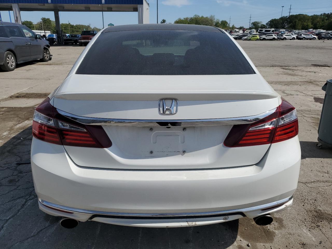 2016 HONDA ACCORD