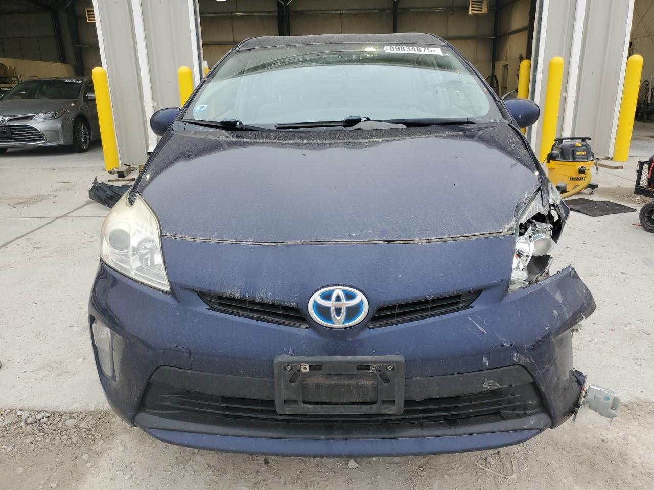 2015 TOYOTA PRIUS
