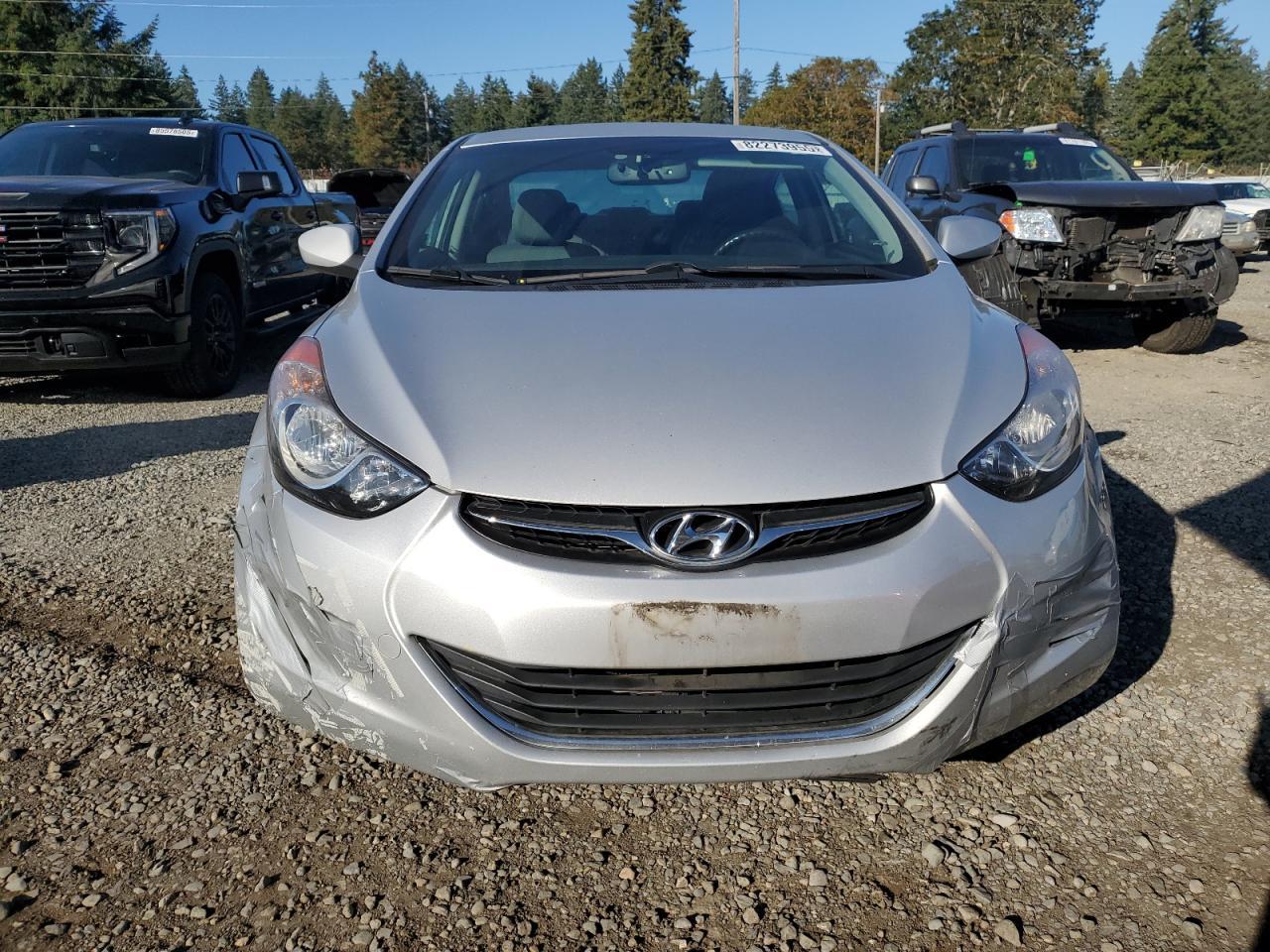 2012 HYUNDAI ELANTRA