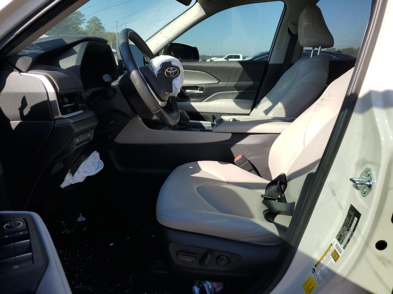 2024 TOYOTA HIGHLANDER
