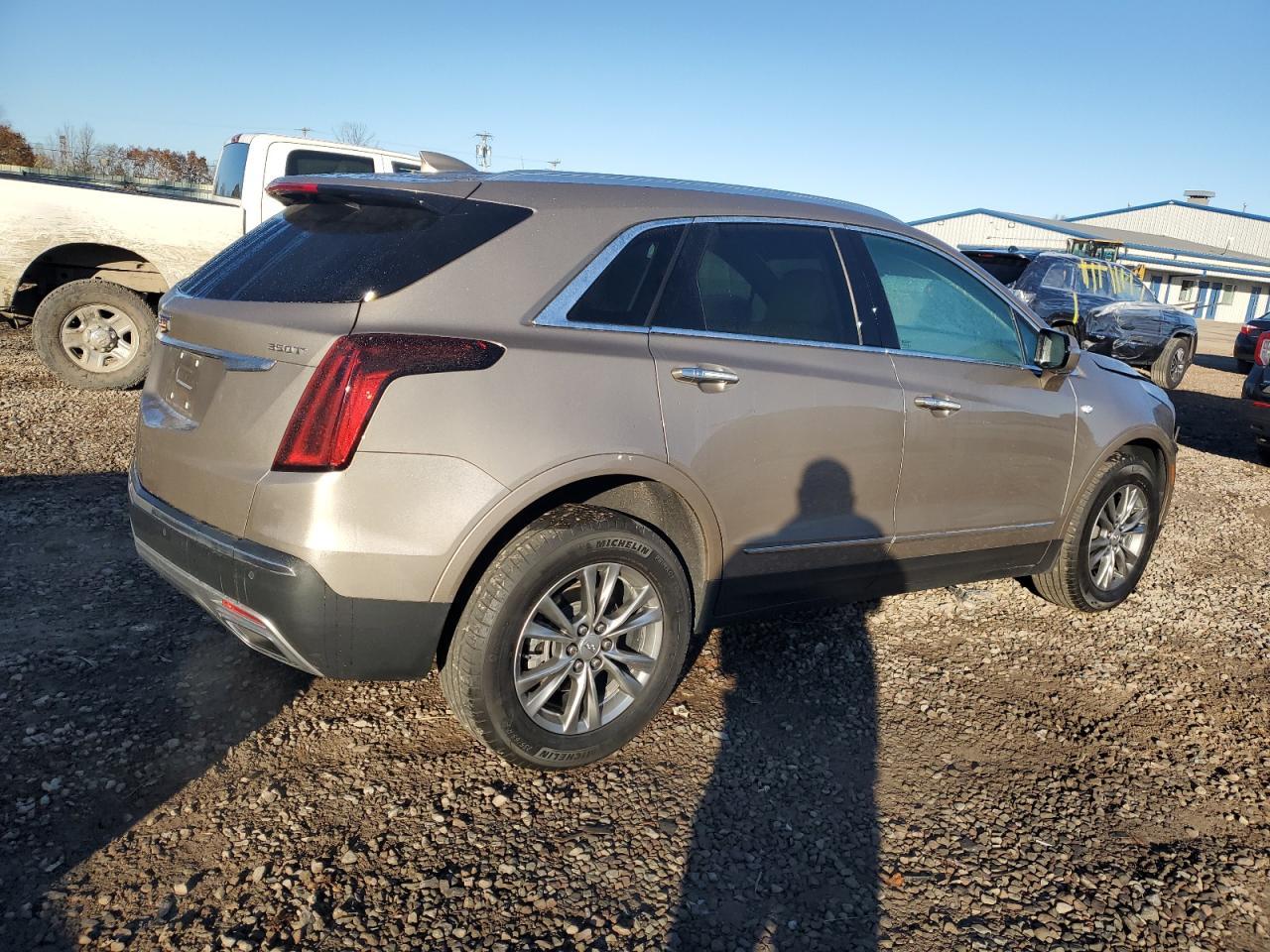 2022 CADILLAC XT5