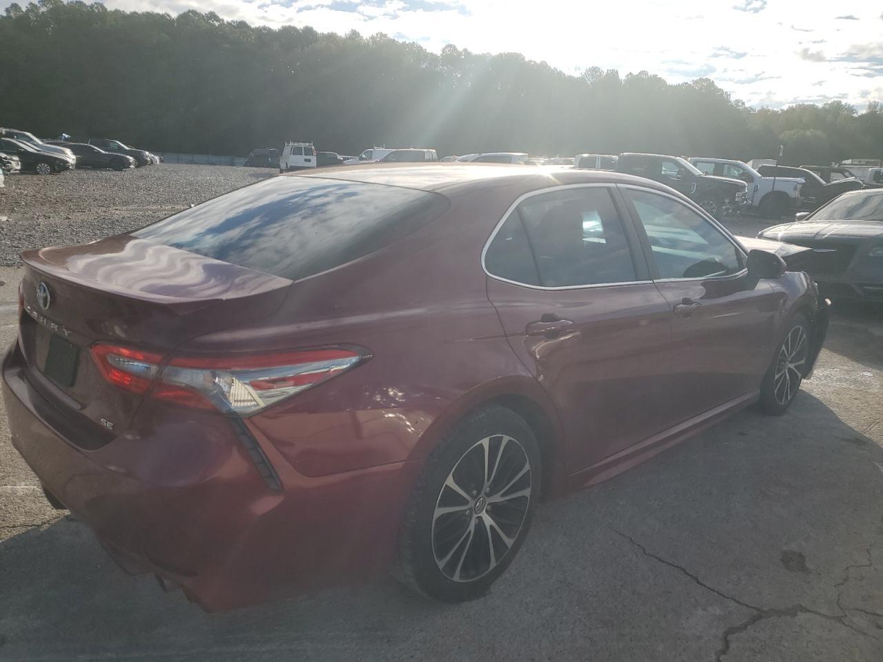 2018 TOYOTA CAMRY