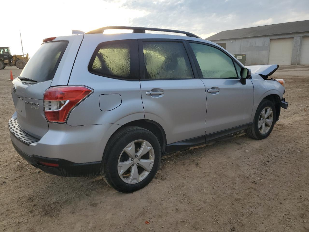 2016 SUBARU FORESTER