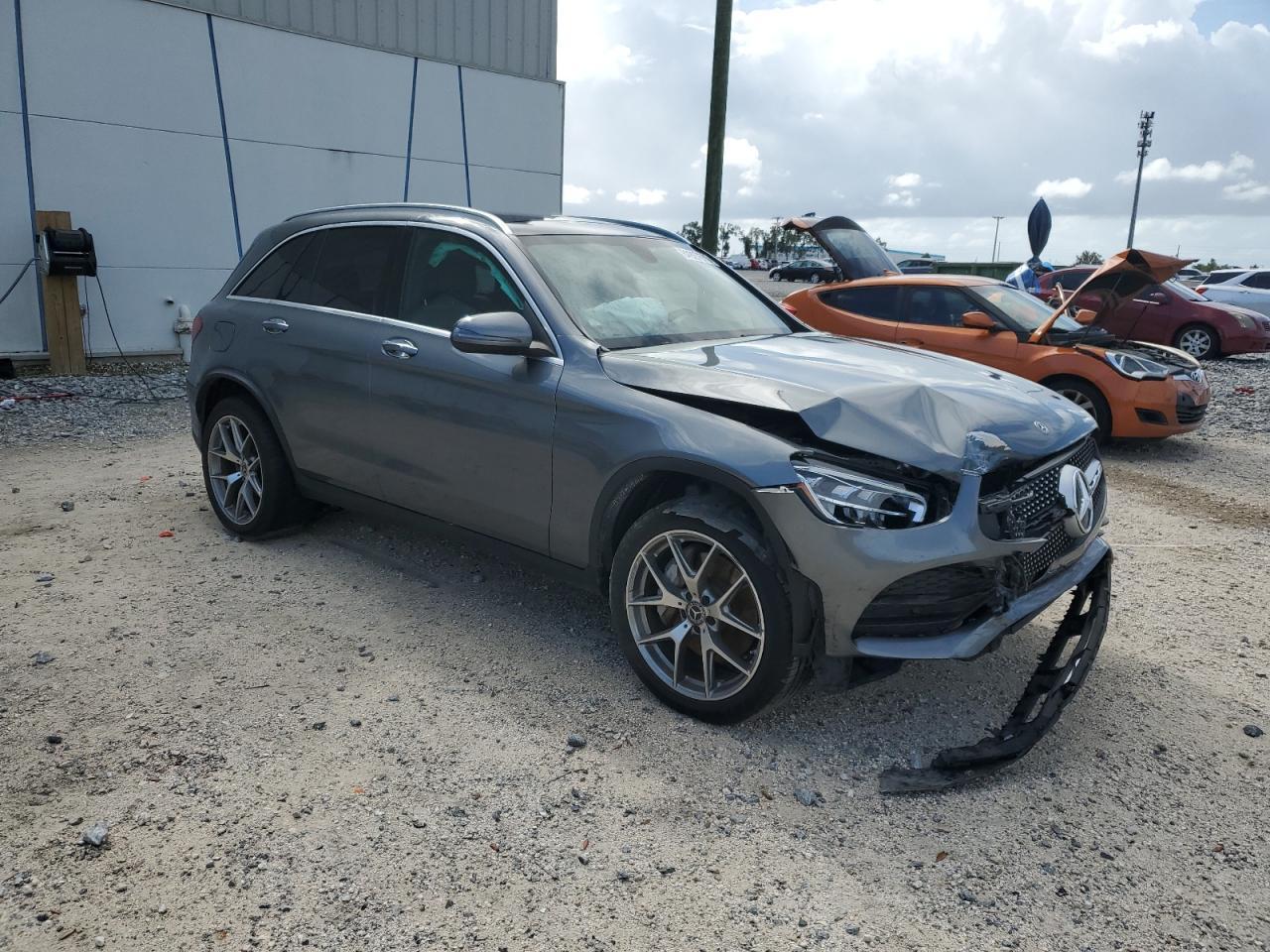 2020 MERCEDES-BENZ GLC-Class