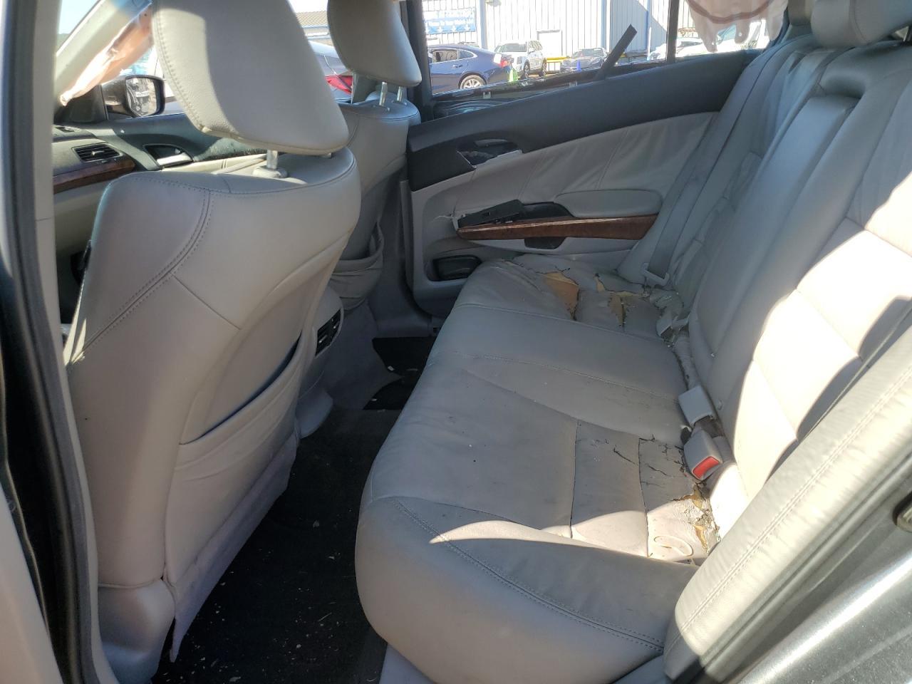 2011 HONDA ACCORD