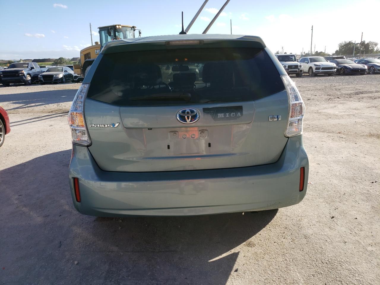 2014 TOYOTA PRIUS V