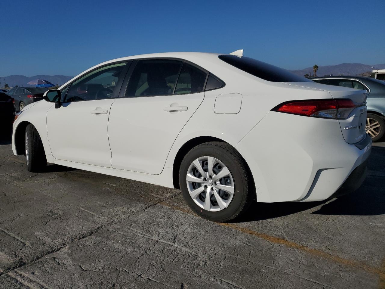 2025 TOYOTA COROLLA