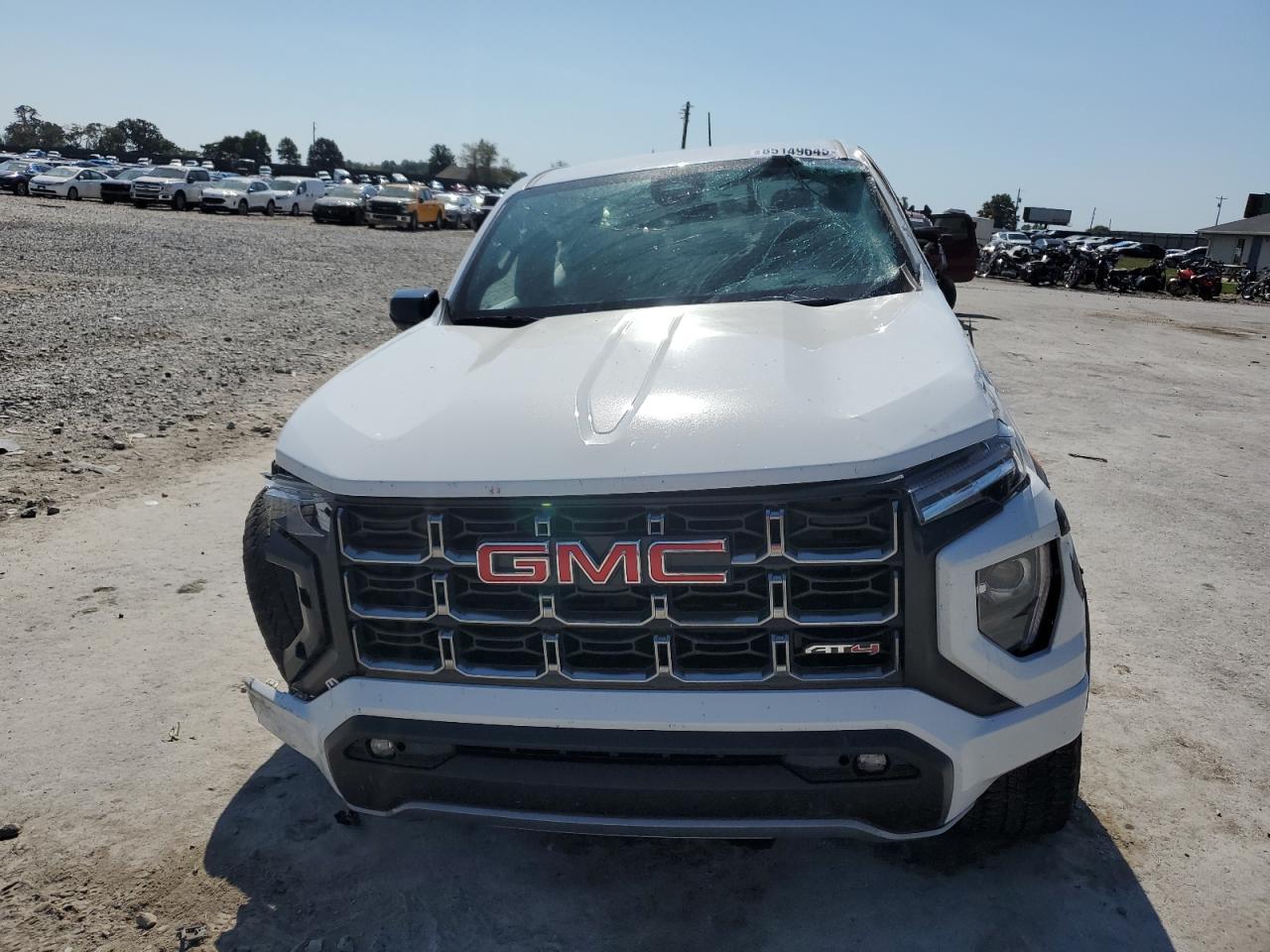 2024 GMC CANYON
