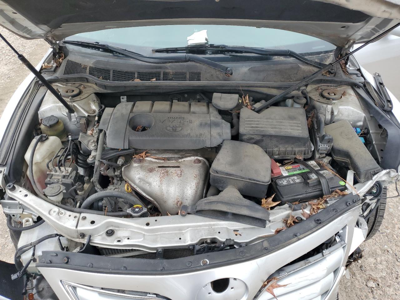2011 TOYOTA CAMRY