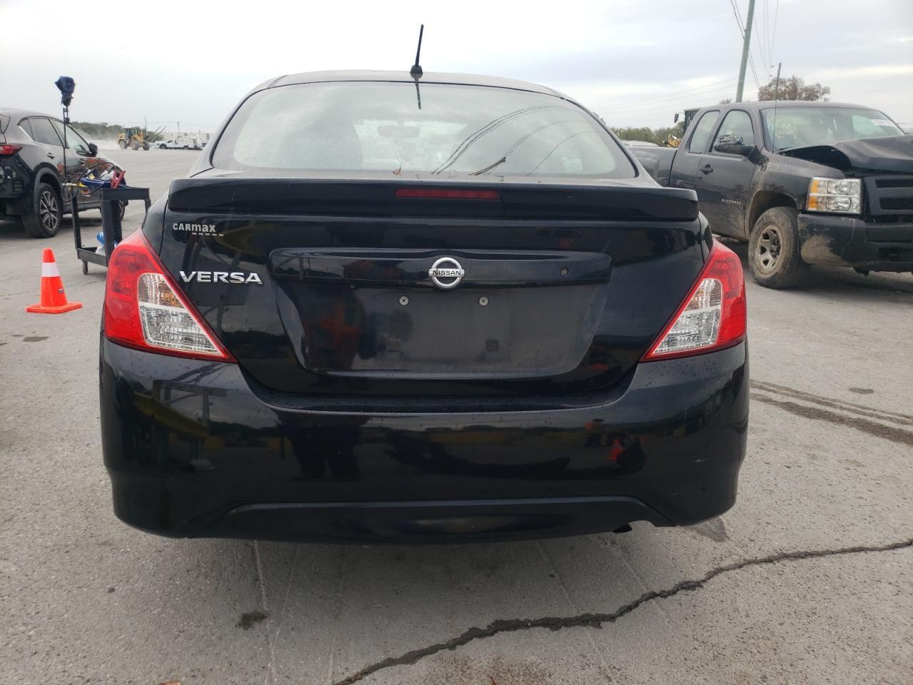 2019 NISSAN VERSA