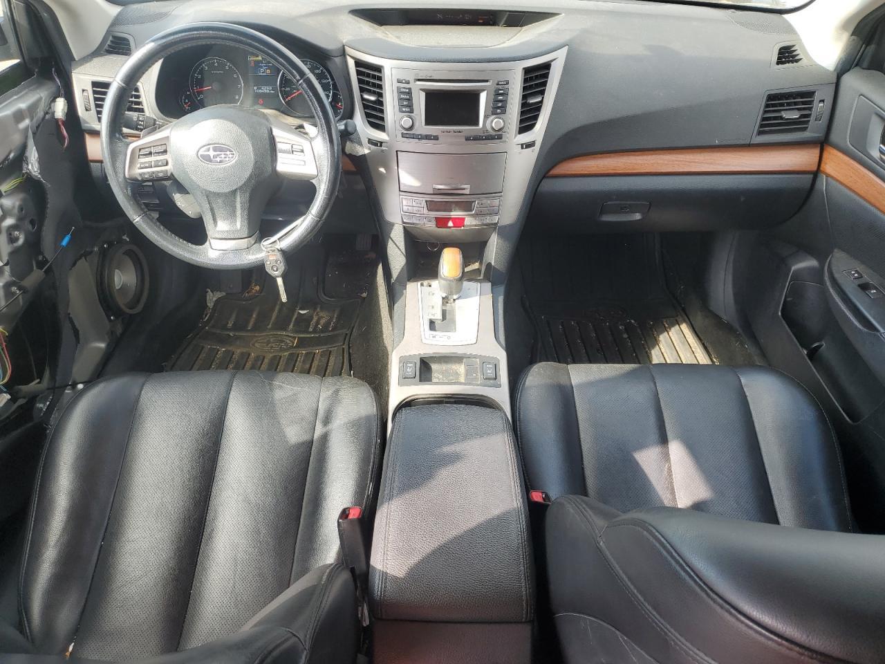 2013 SUBARU Outback
