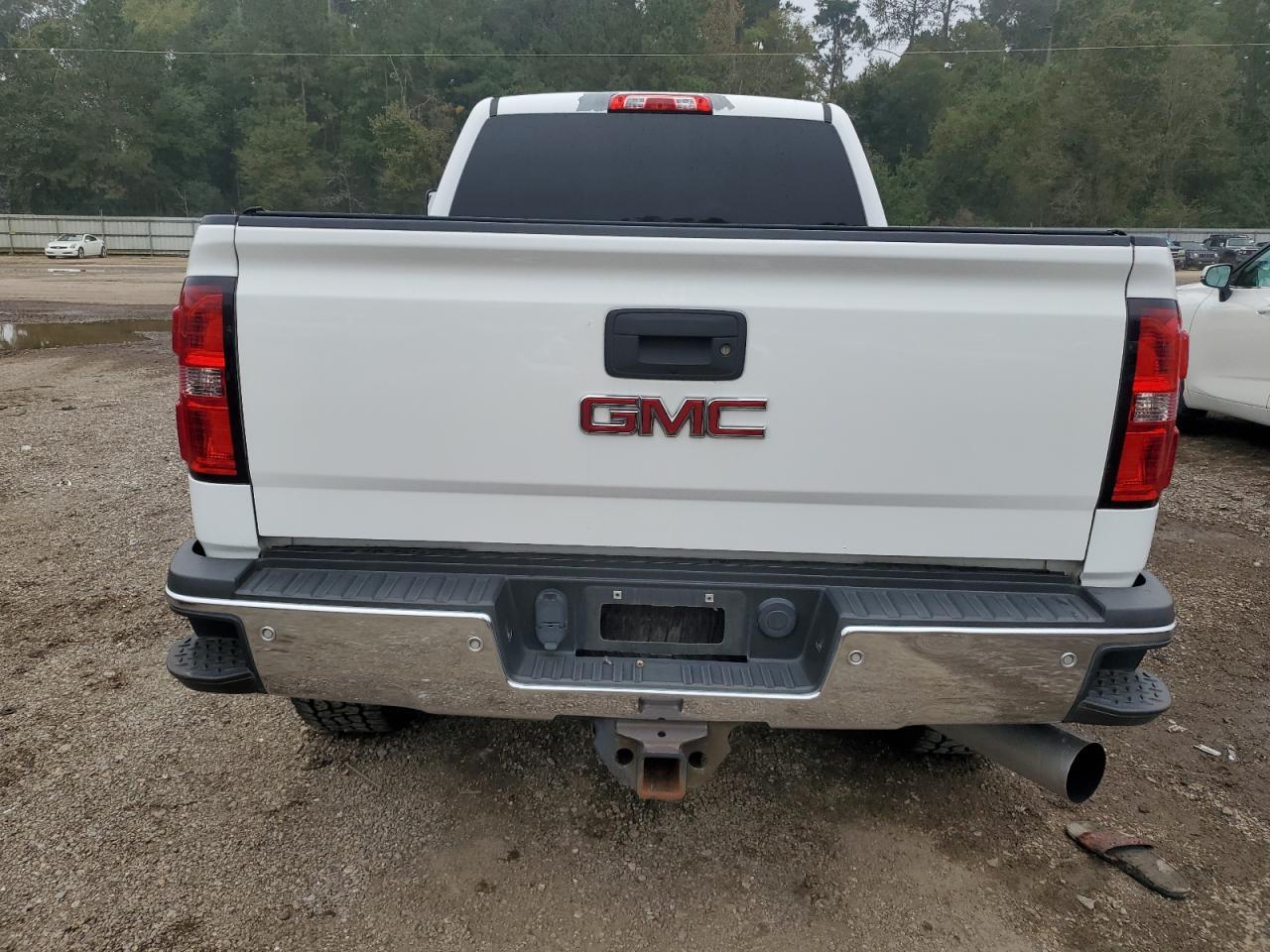 2016 GMC Sierra