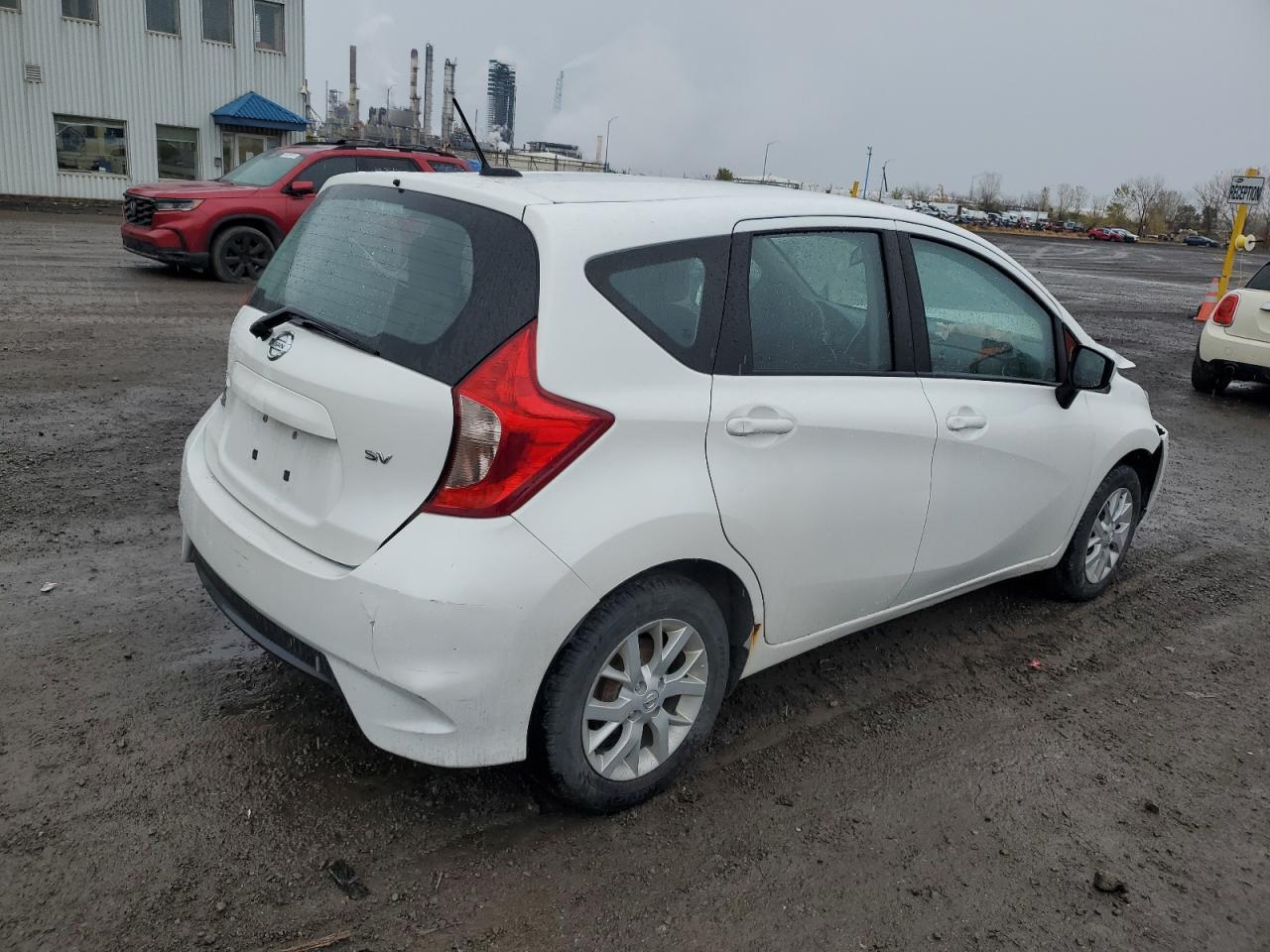 2017 NISSAN Versa Note