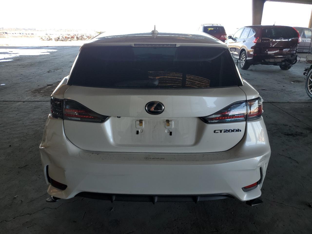 2014 LEXUS CT 200
