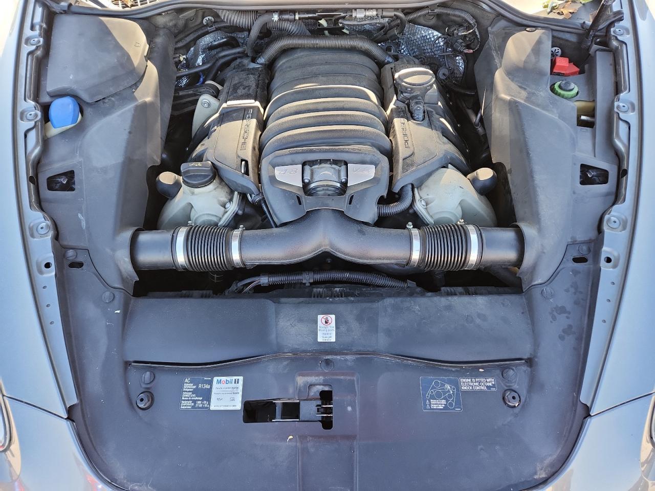 2014 PORSCHE CAYENNE