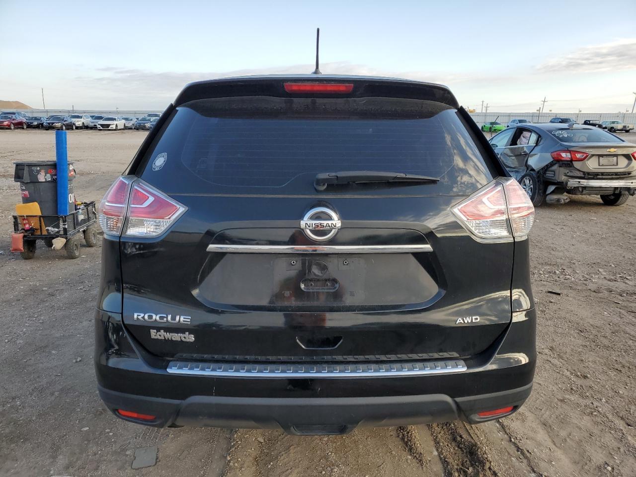 2016 NISSAN ROGUE