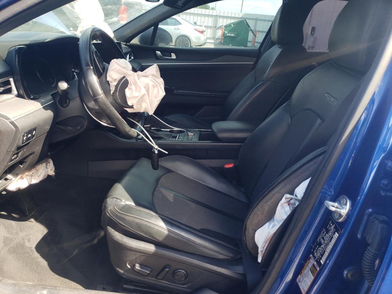 2022 KIA K5