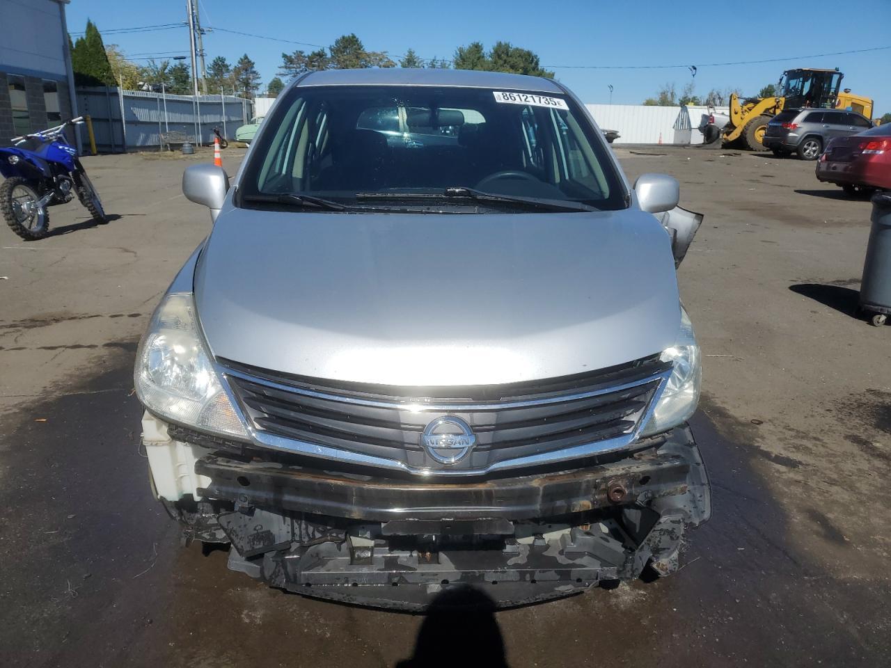2010 NISSAN VERSA