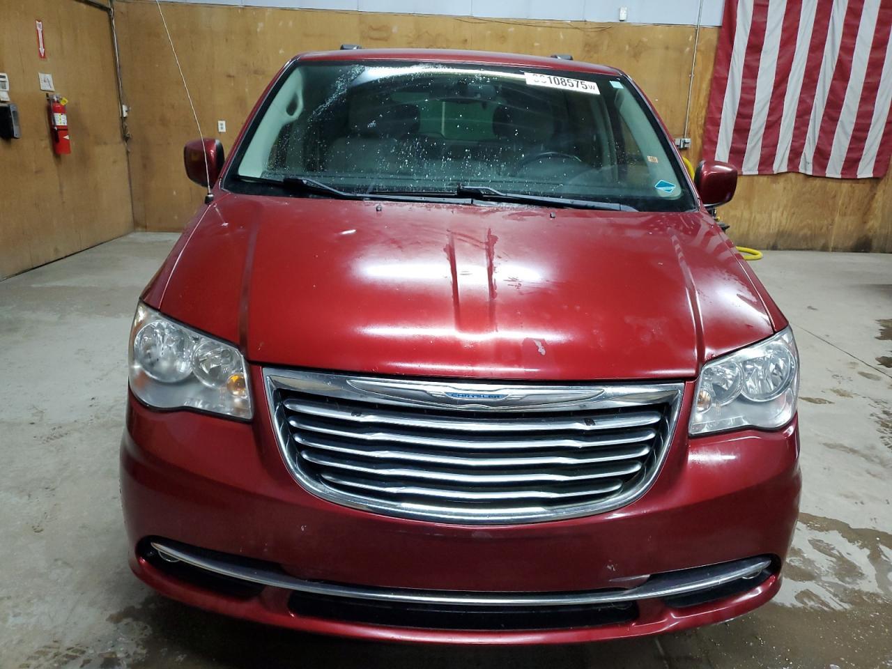 2015 CHRYSLER Town & Country