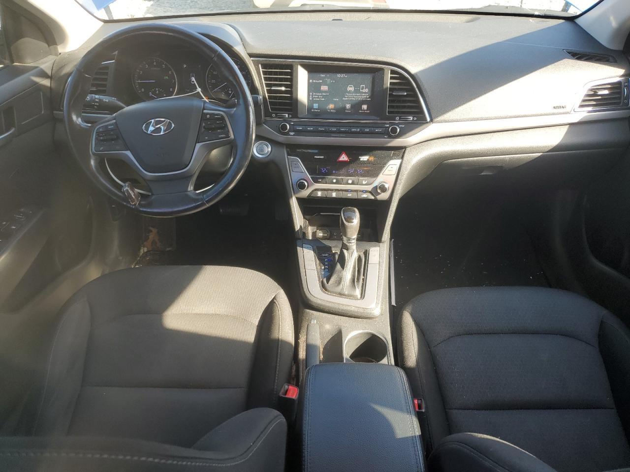 2017 HYUNDAI ELANTRA