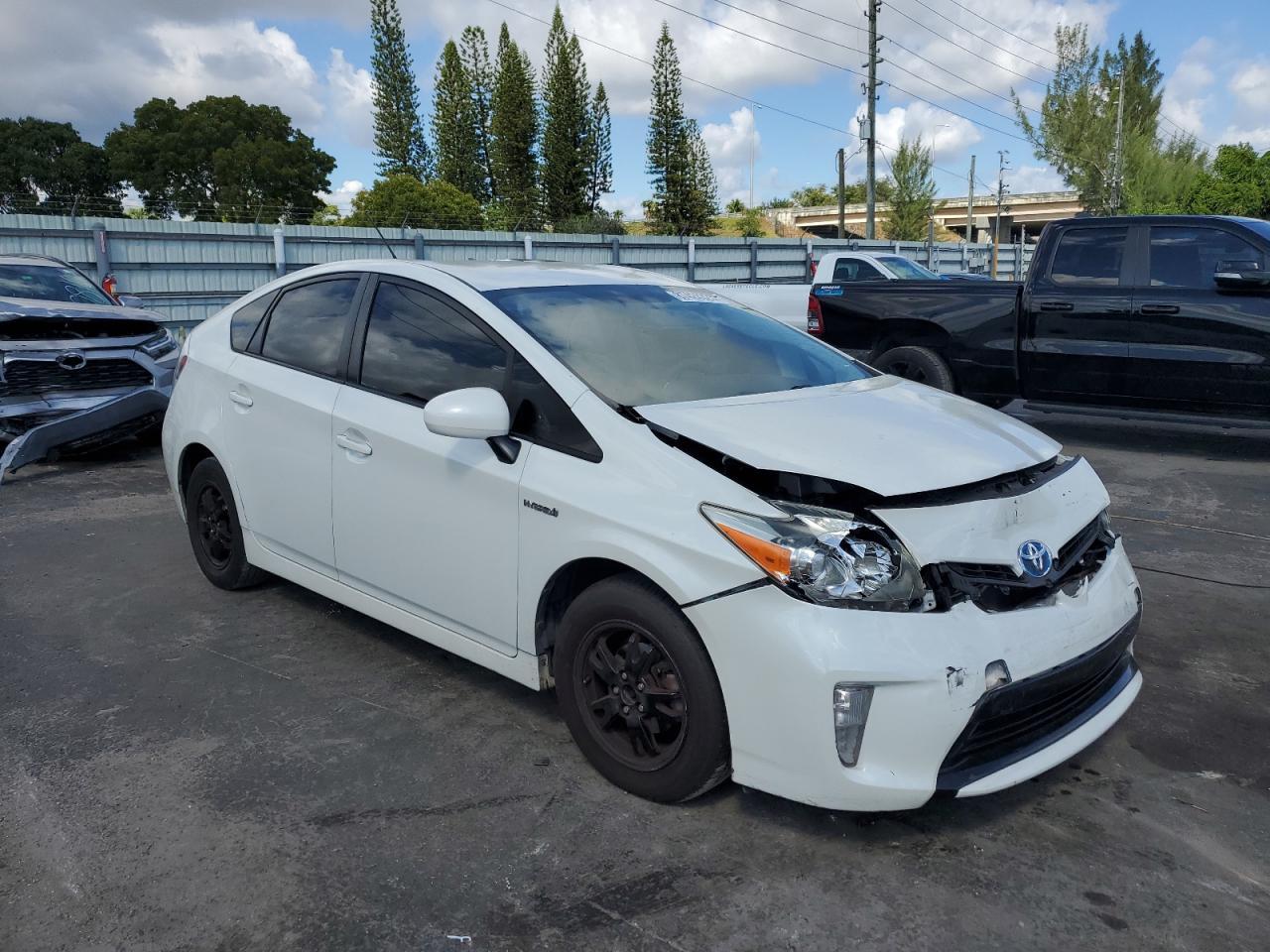 2012 TOYOTA PRIUS