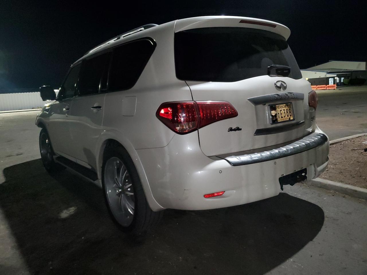2016 INFINITI QX80