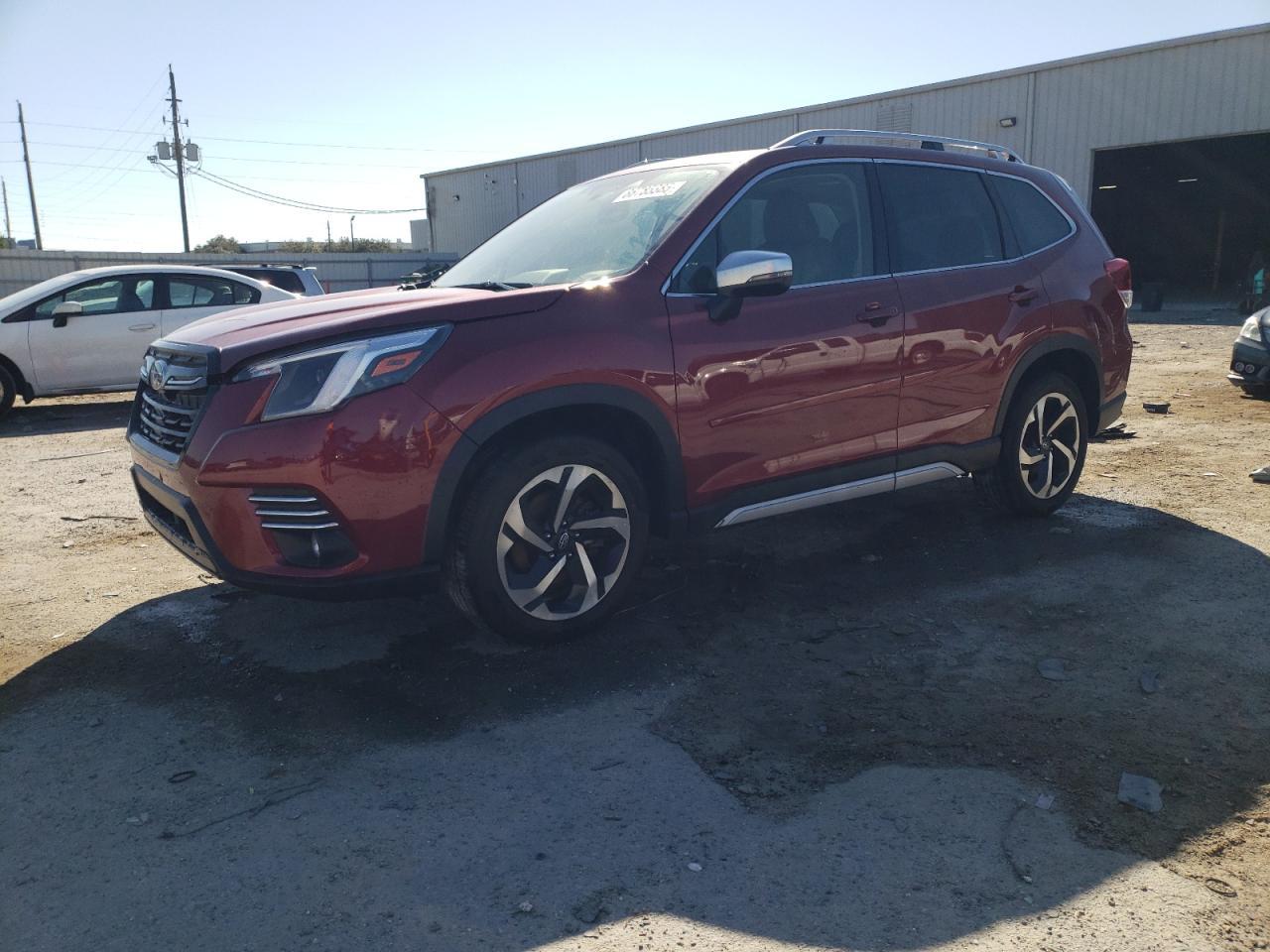 2023 SUBARU FORESTER