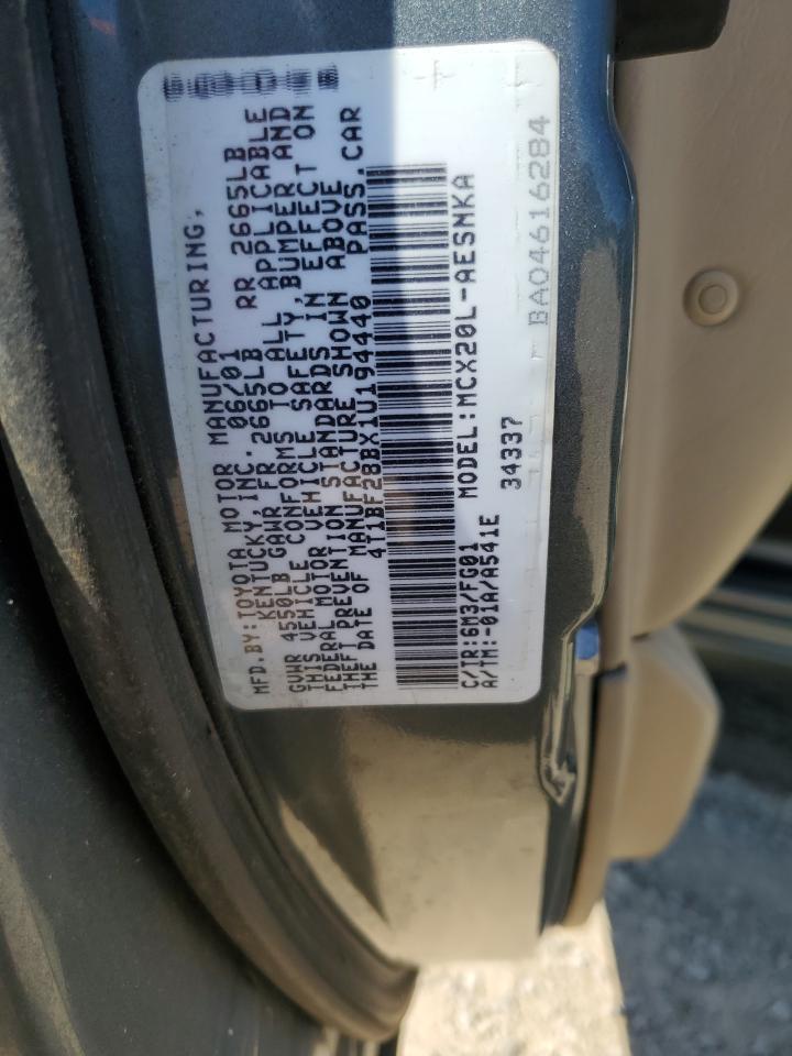 2001 TOYOTA Avalon