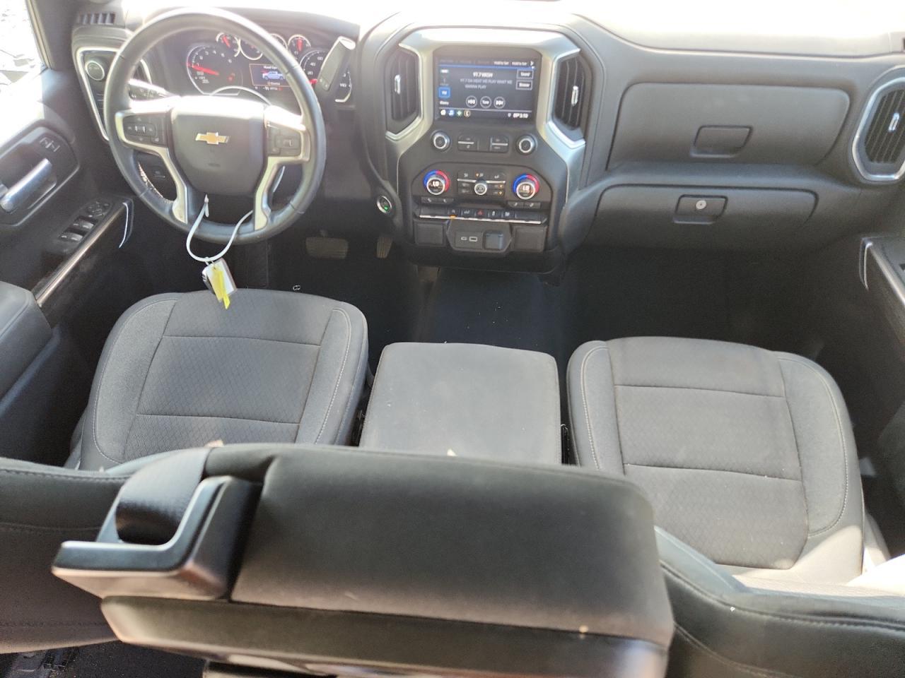 2021 CHEVROLET Silverado