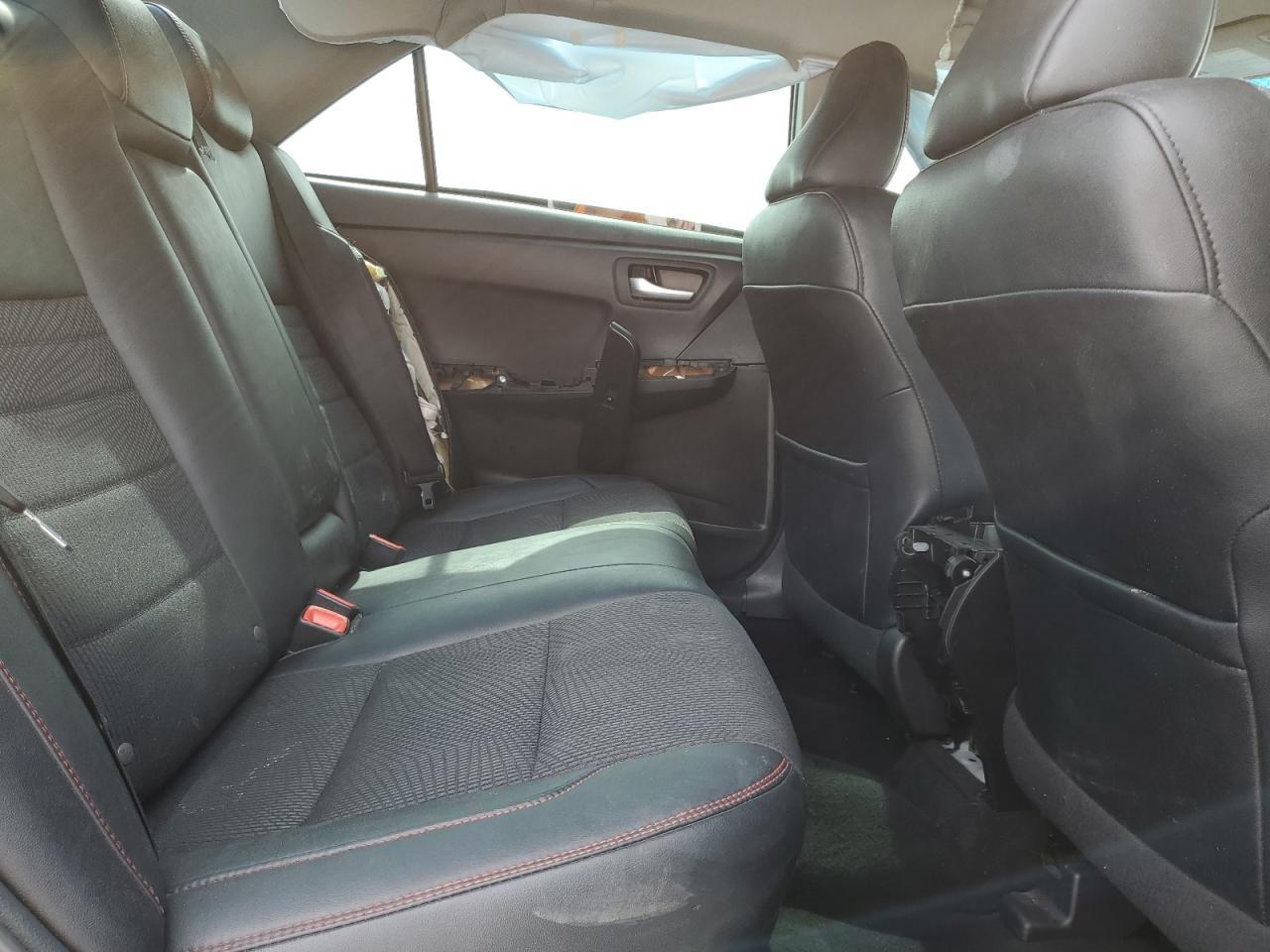2017 TOYOTA CAMRY