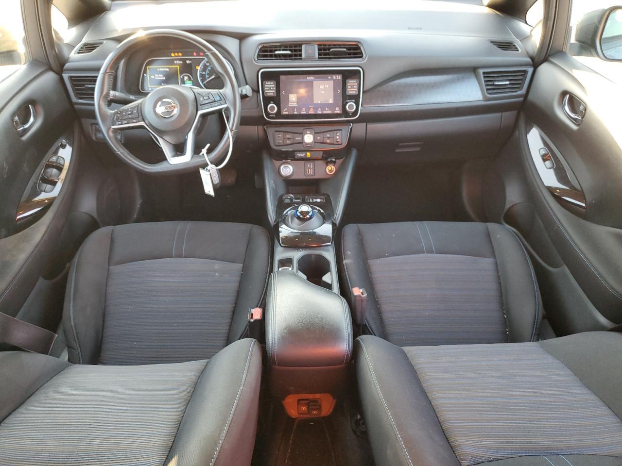 2020 NISSAN LEAF