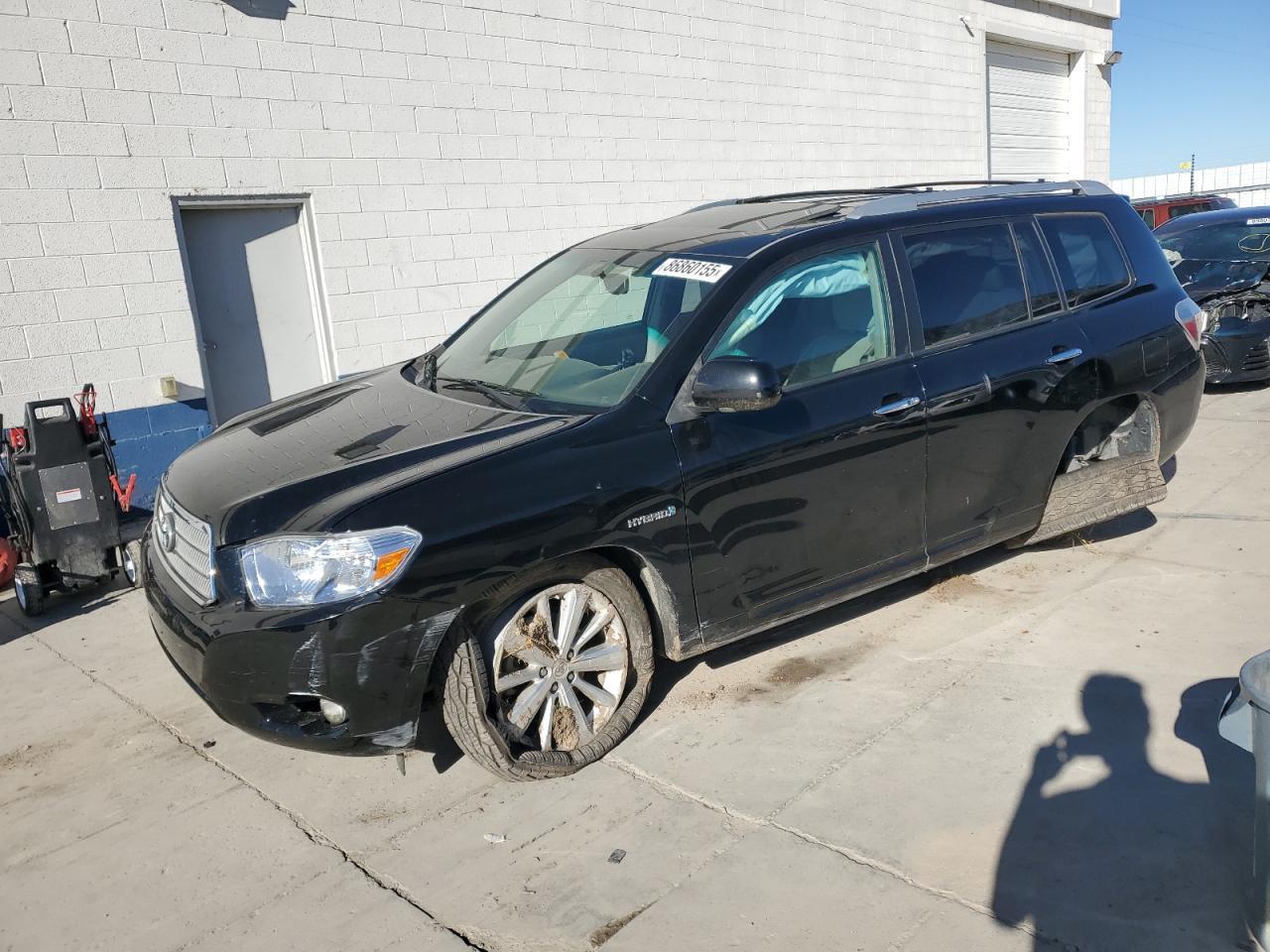 2010 TOYOTA HIGHLANDER