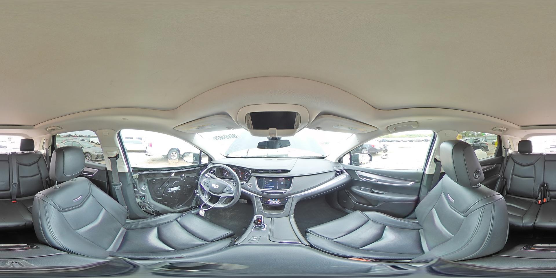 2017 CADILLAC XT5