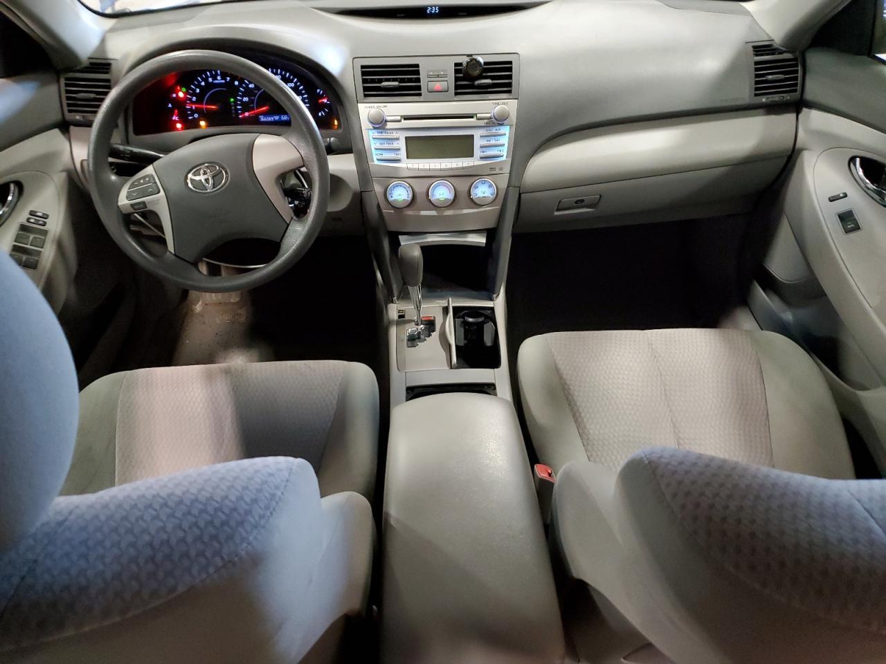2011 TOYOTA CAMRY