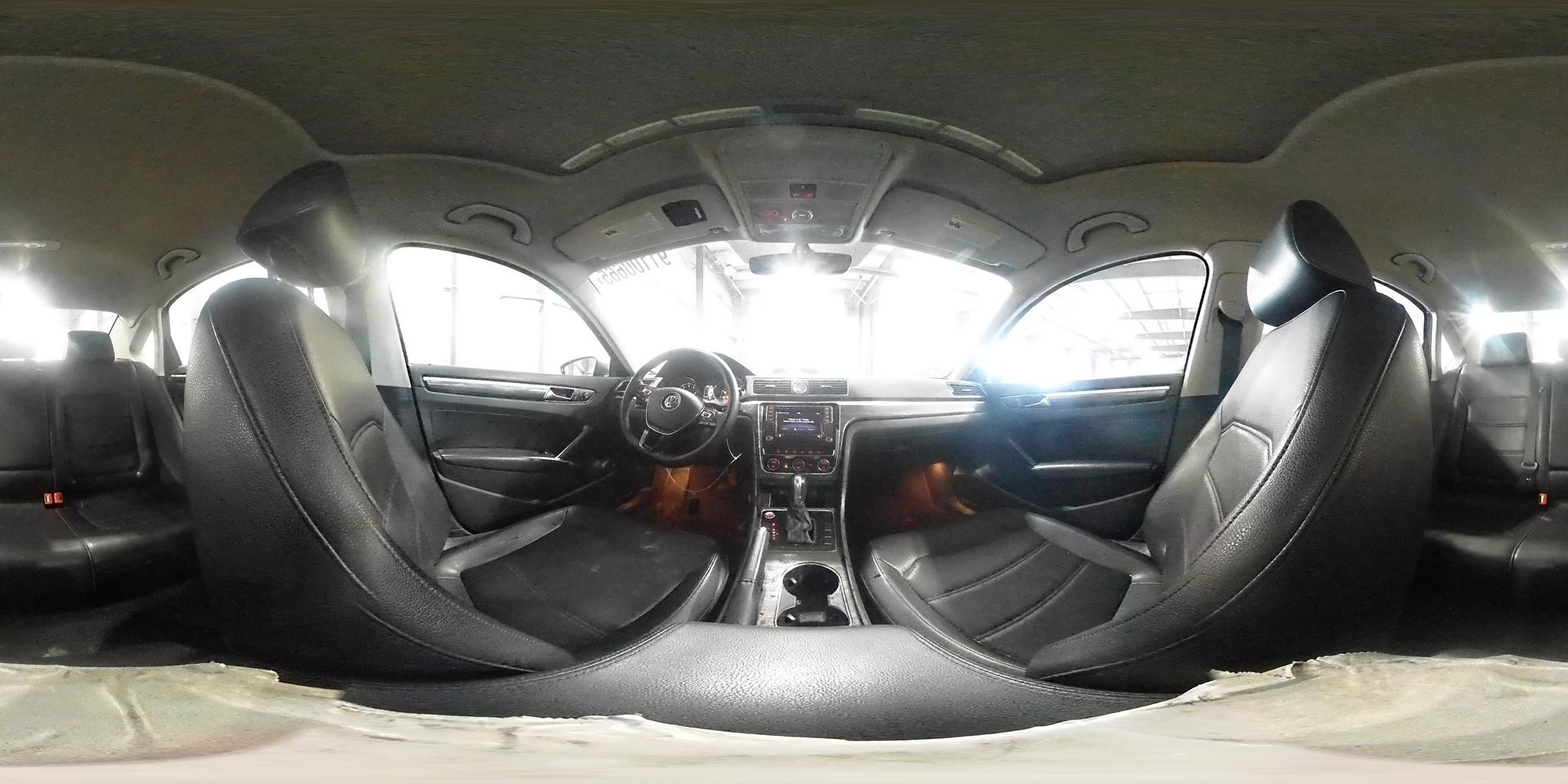 2017 VOLKSWAGEN Passat