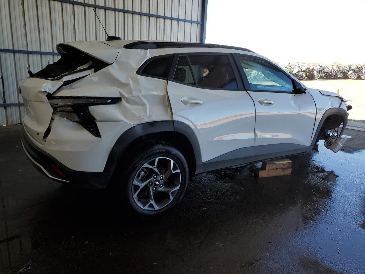 2025 CHEVROLET TRAX