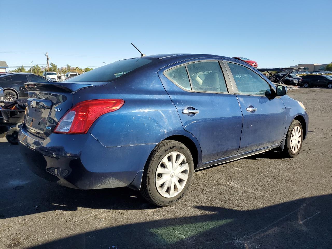 2013 NISSAN VERSA