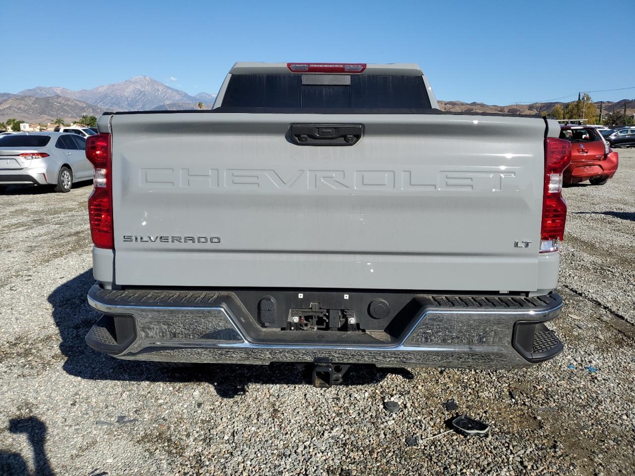 2024 CHEVROLET Silverado