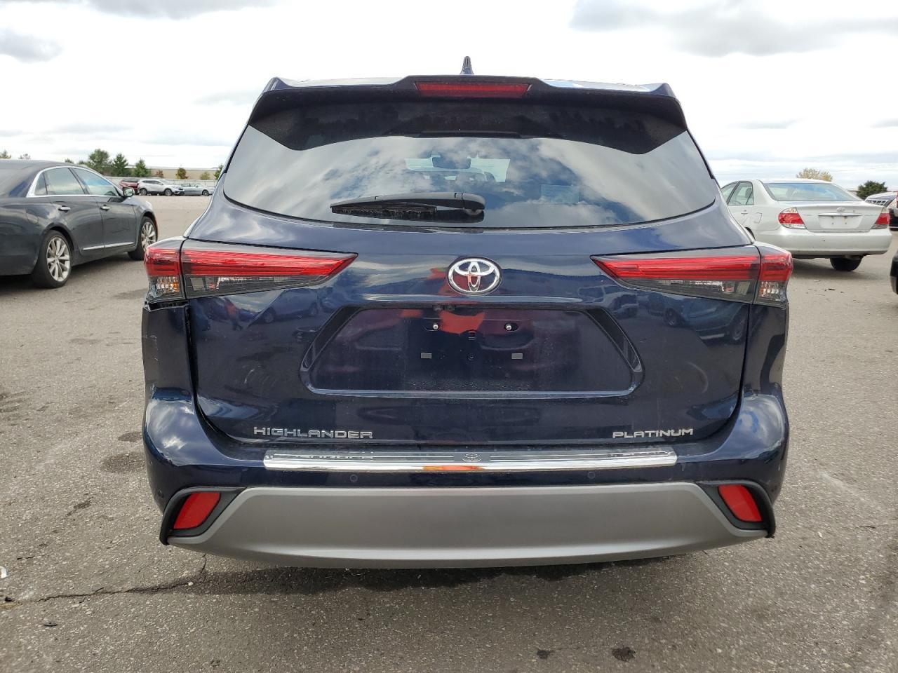 2020 TOYOTA HIGHLANDER