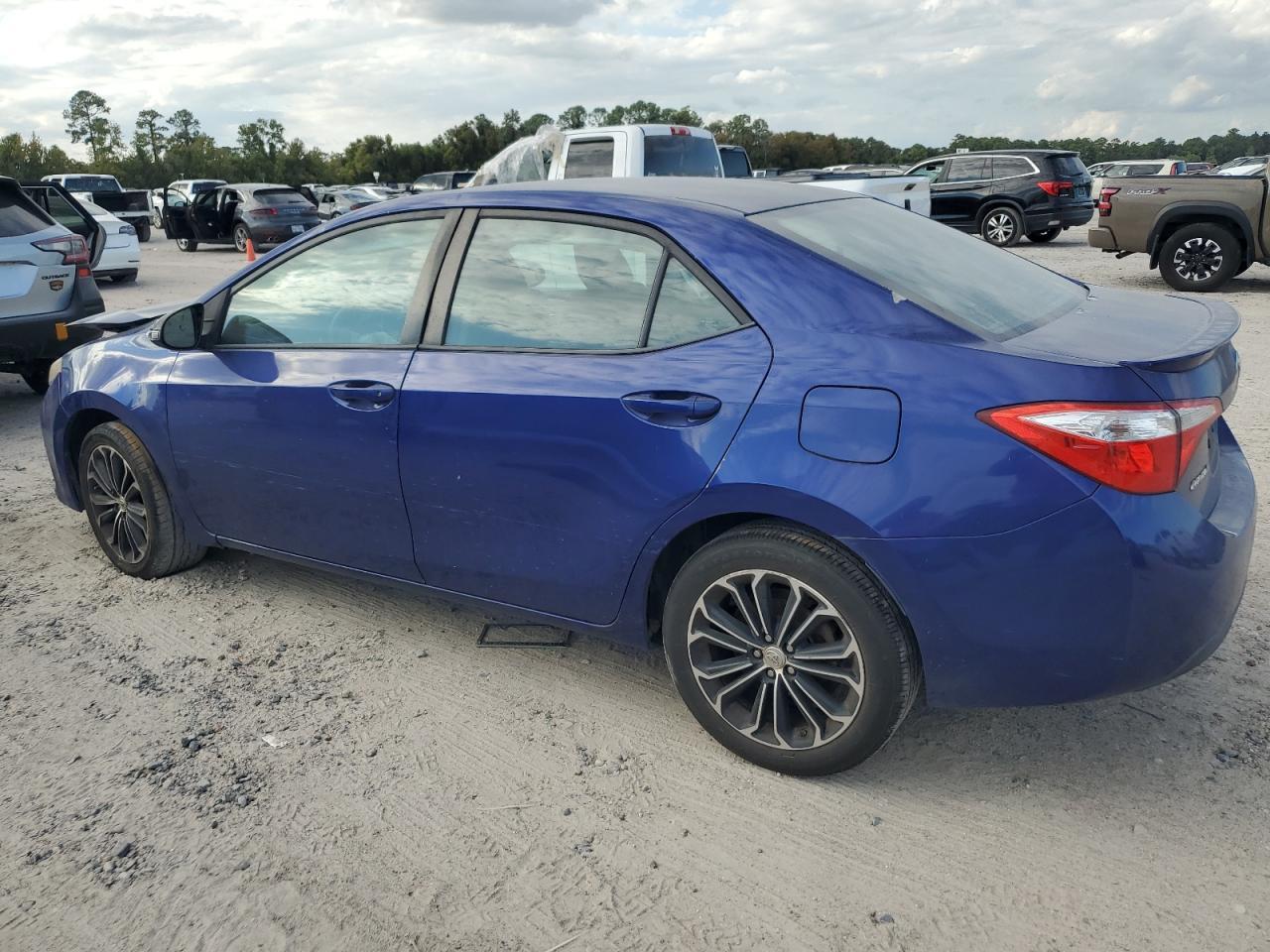 2016 TOYOTA COROLLA