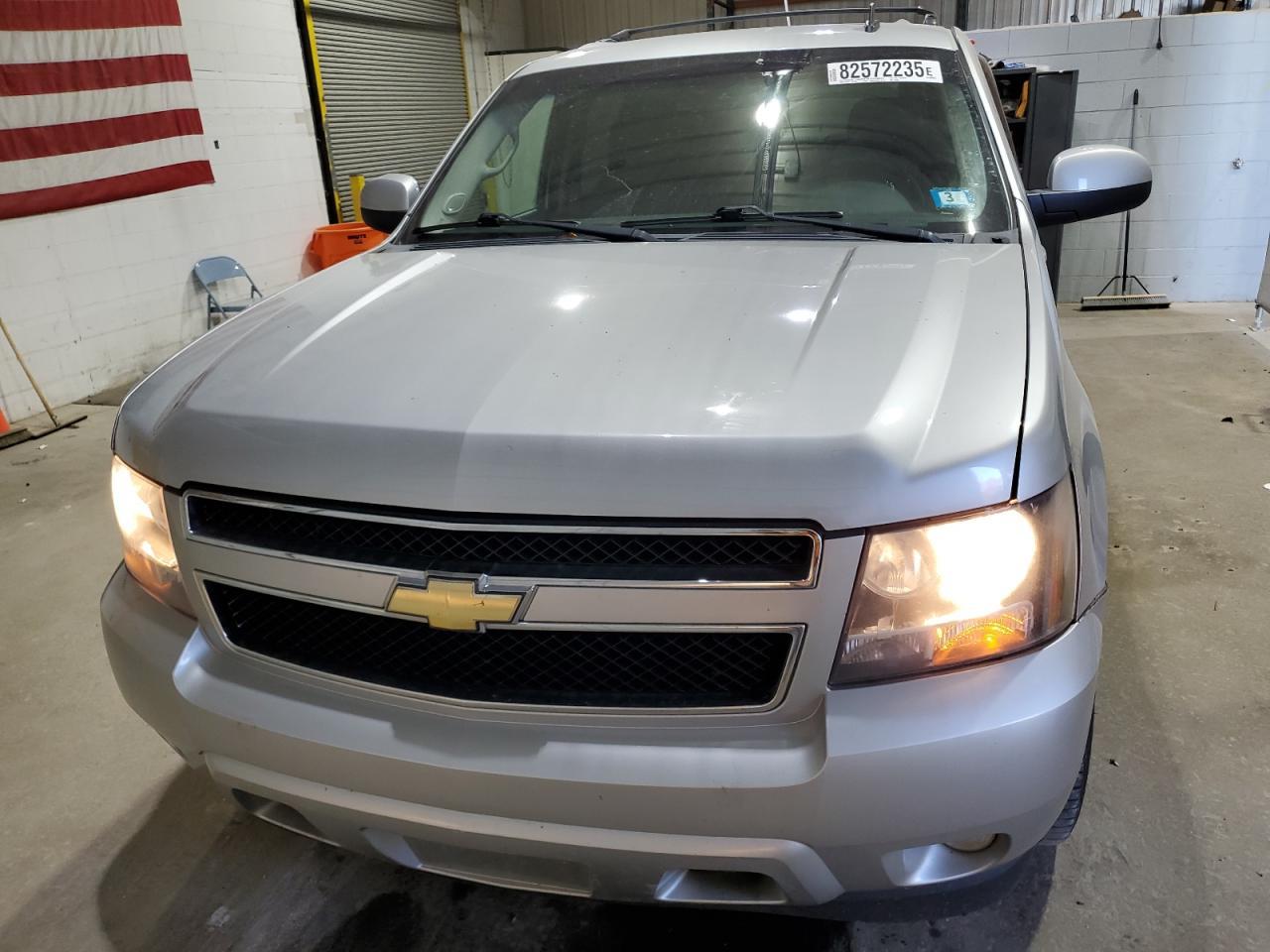 2010 CHEVROLET Suburban