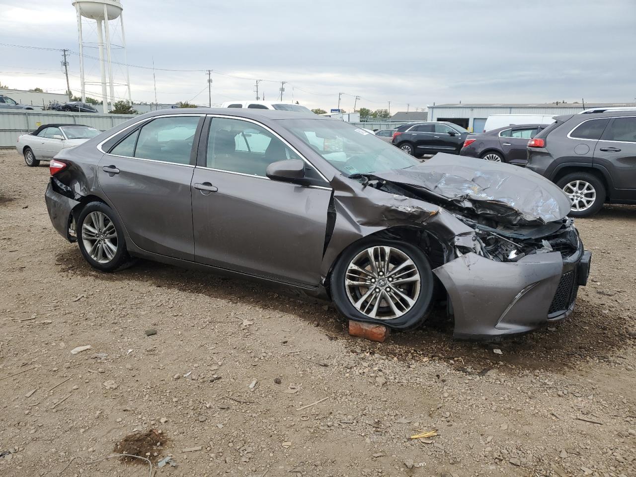 2016 TOYOTA CAMRY
