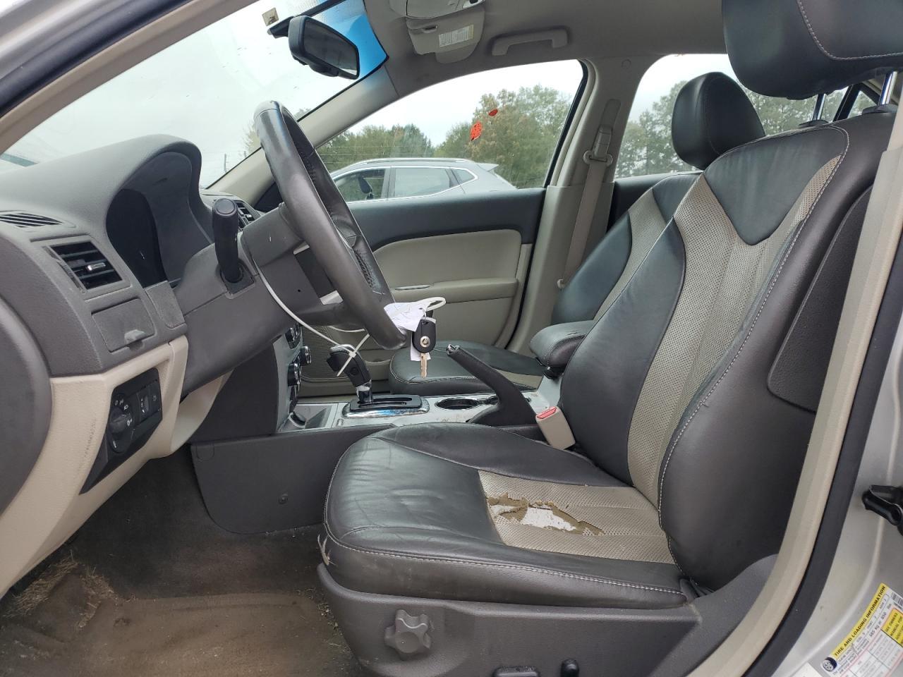 2010 MERCURY Milan