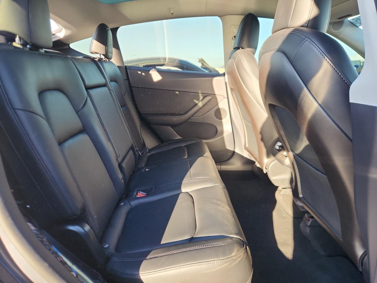 2020 TESLA MODEL Y