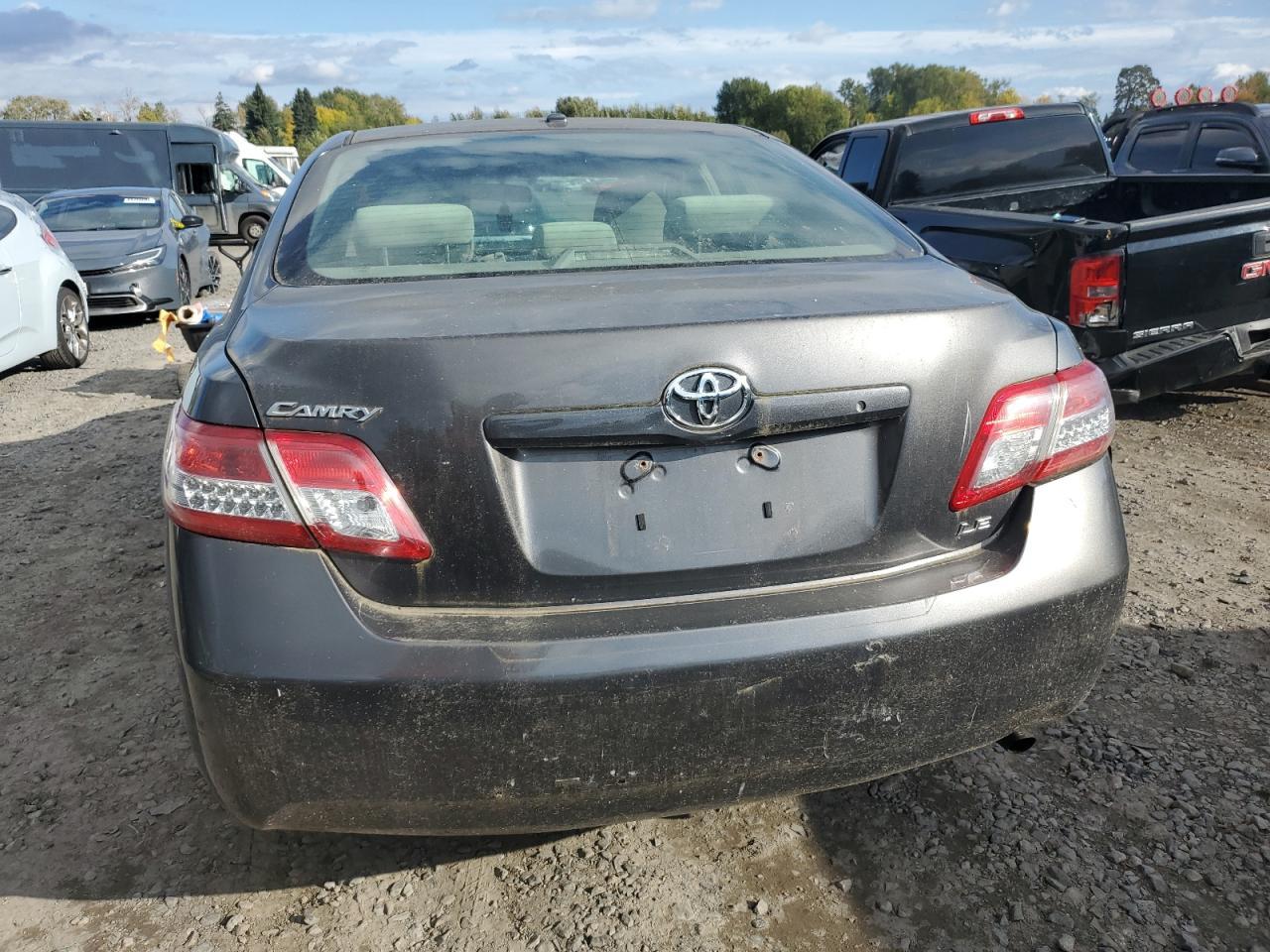 2011 TOYOTA CAMRY